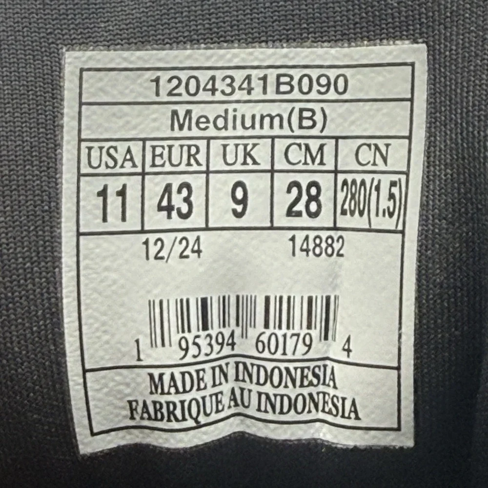 Brooks Glycerin 22 Women's Size 11 Black White‎ Athletic Running Shoes Sneakers